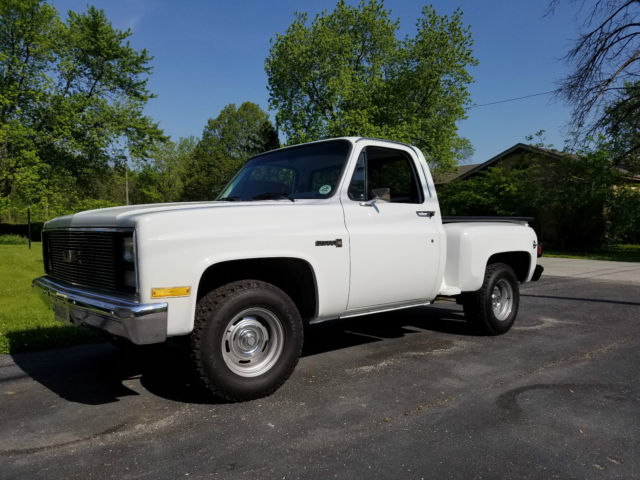 1985 GMC c15 short bed step side 1985 GMC Sierra 1500 stepside