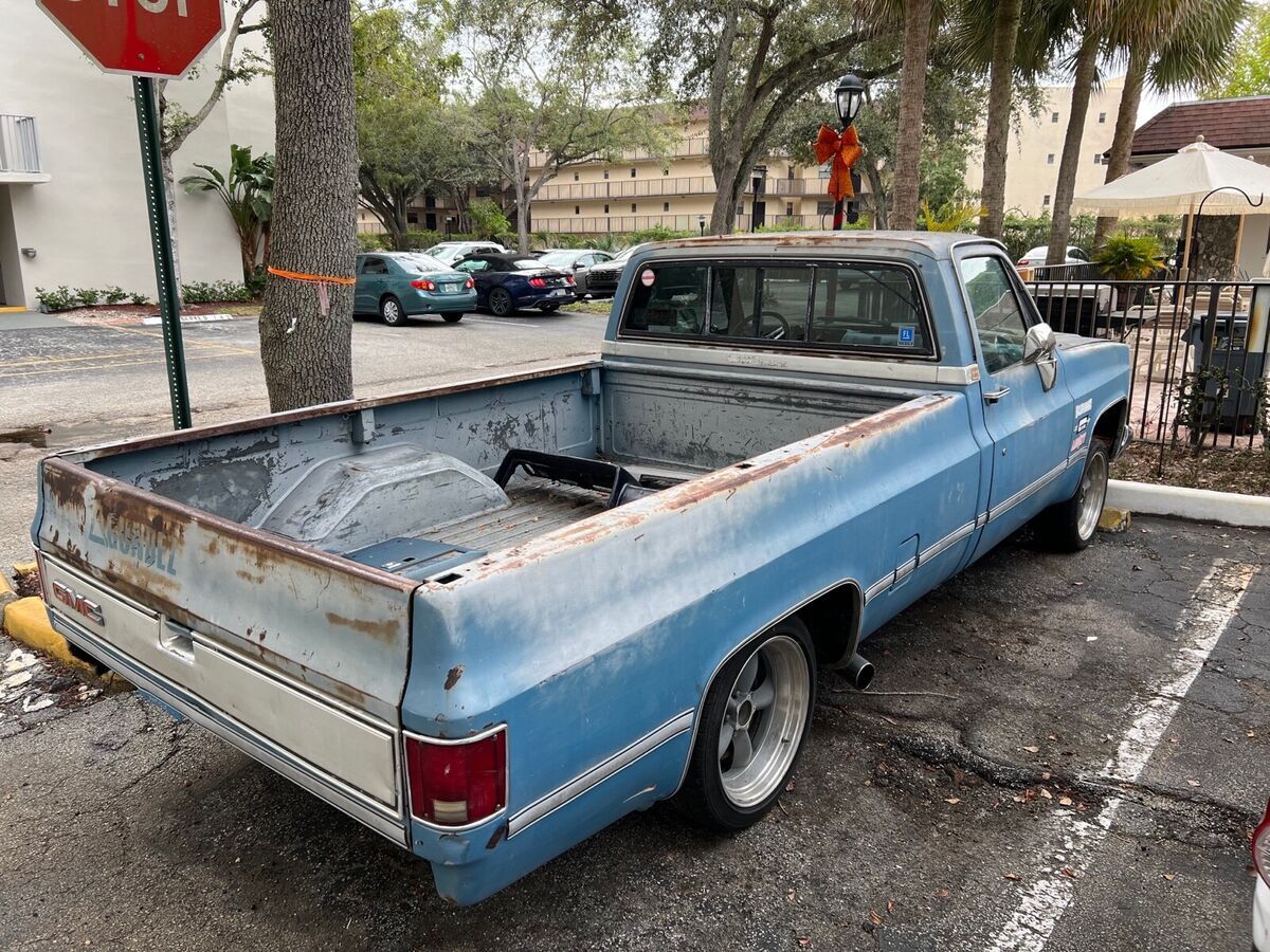 1985 GMC C1500 Pickup Blue RWD Automatic 1985 GMC C1500