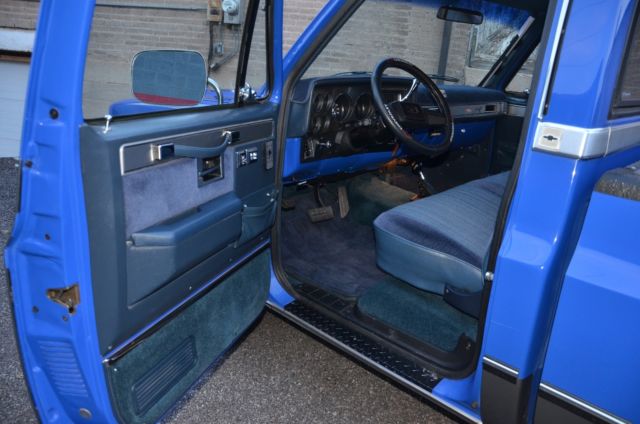 1985 Chevrolet C/K Pickup 2500 Silverado - photo 10
