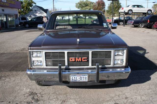 1985 GMC Sierra 1500 C1500 2dr Standard Cab SB - photo 12