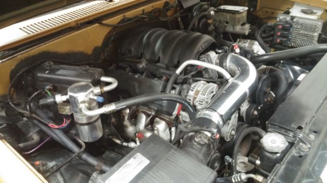 1985 Chevrolet C-10 Sierra Classic - photo 12
