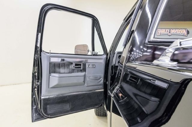 1985 GMC K1500 -- - photo 11