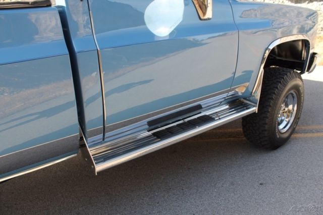 1985 GMC Sierra 1500 Base Sierra model with a lot of upgrades - photo 5