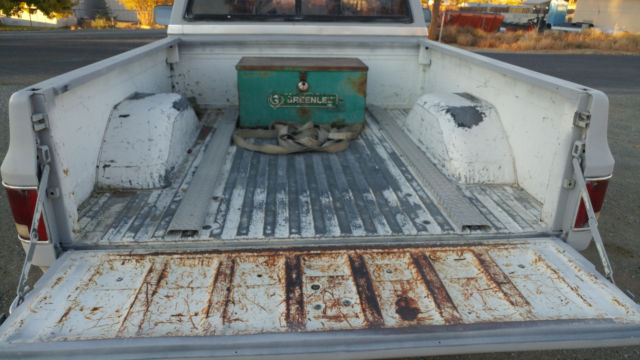 1985 GMC Sierra 1500 - photo 11