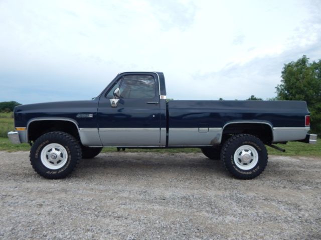1985 Chevrolet C/K Pickup 2500 Silverado - photo 2