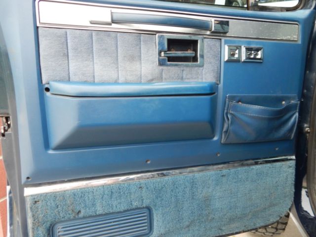 1985 Chevrolet C/K Pickup 2500 Silverado - photo 9