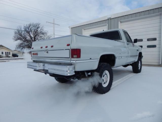 1985 Chevrolet C/K Pickup 3500 Silverado - photo 6