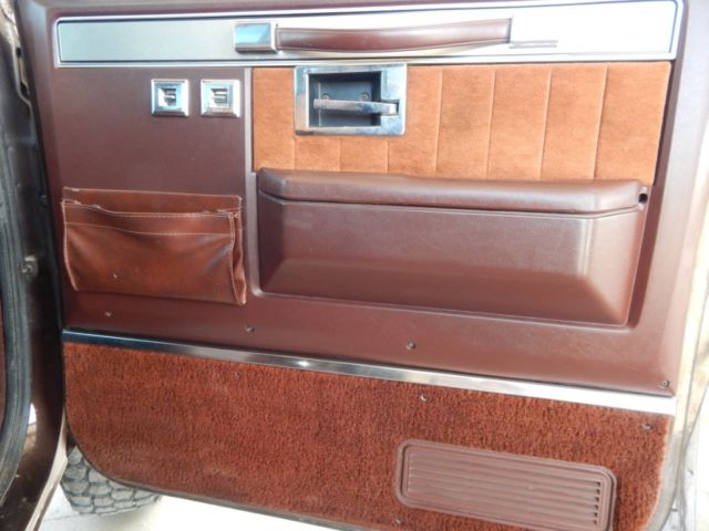 1985 Chevrolet C/K Pickup 3500 Silverado - photo 10