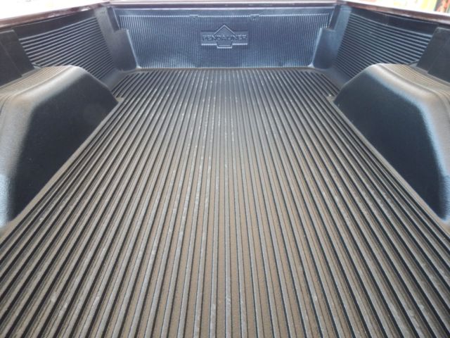 1985 Chevrolet C/K Pickup 3500 Silverado - photo 13