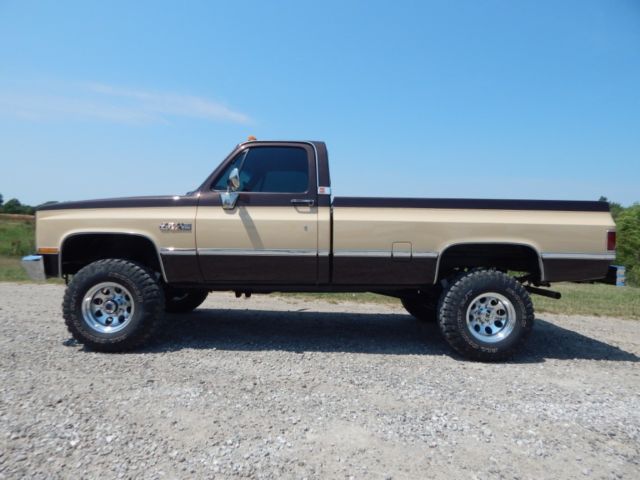 1985 Chevrolet C/K Pickup 3500 Silverado - photo 2