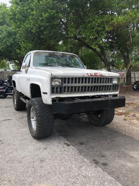 1985 GMC LIFTED TRUCK 1985 GMC Other