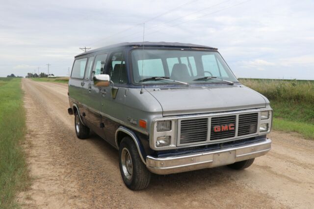 1985 GMC Raly Wagon G2500 A-Team van shorty 1985 GMC G2500