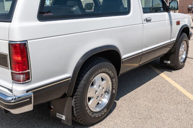 1985 GMC S15 Jimmy - photo 9
