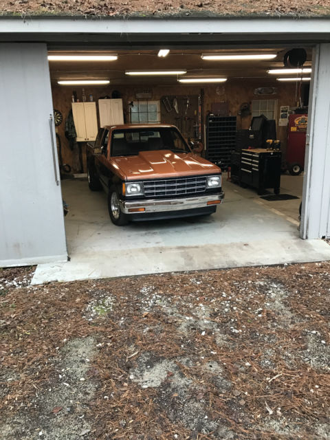 1985 GMC Other Base Standard Extended Cab Pickup 2-Door - photo 5