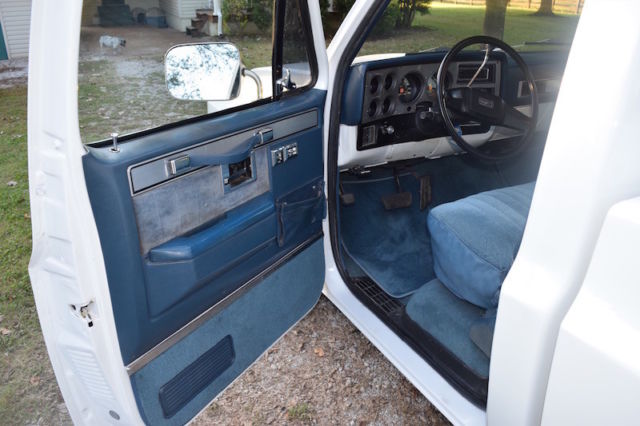 1985 Chevrolet C-10 LS Swapped - photo 10
