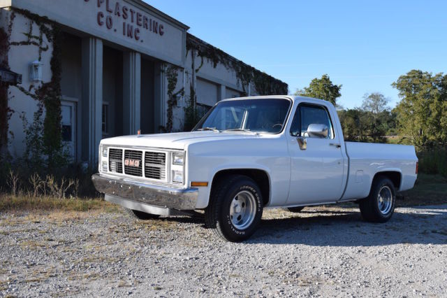 1985 GMC Seirra Classic C1500 SWB 5.3 LS swapped 1985 Chevrolet C-10 LS Swapped