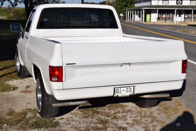 1985 Chevrolet C-10 LS Swapped - photo 7