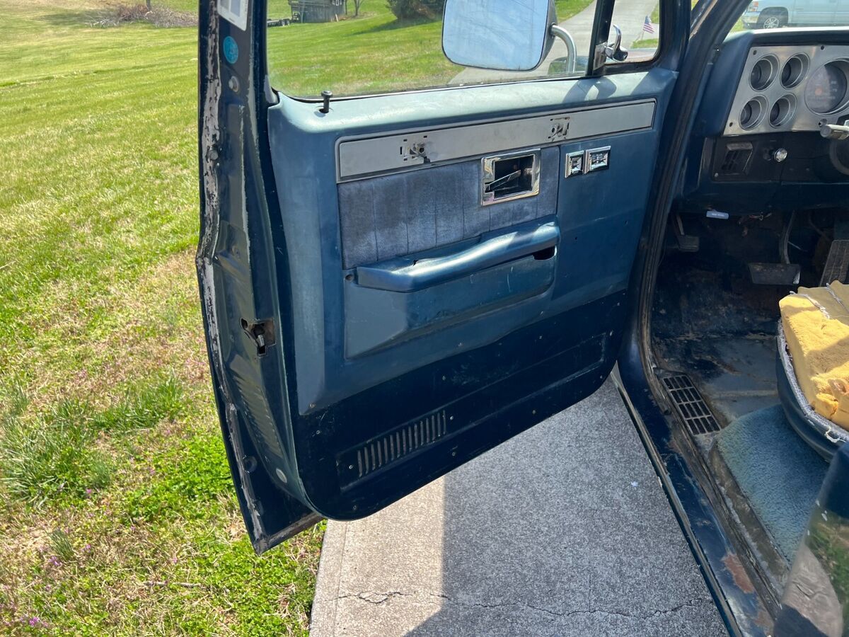 1985 GMC Sierra 1500 - photo 10