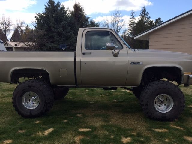 1985 GMC Sierra 1500 - photo 9
