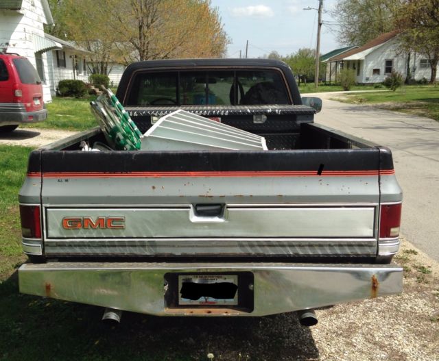 1985 GMC Sierra 1500 - photo 2