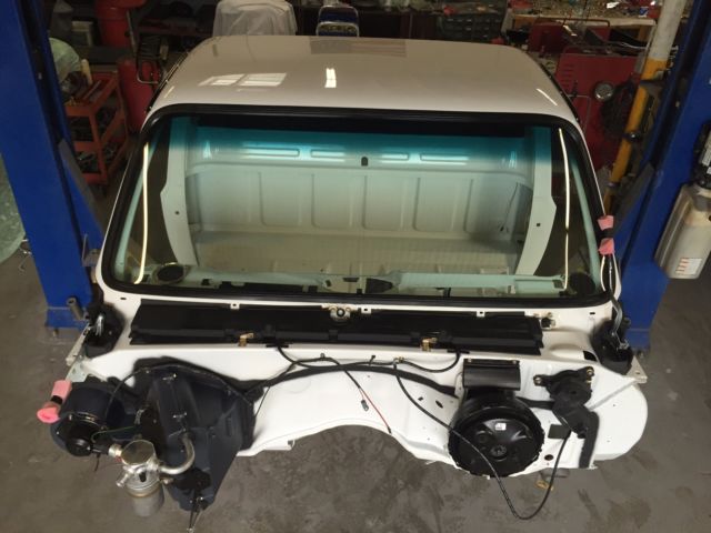 1985 GMC Sierra 2500 - photo 10