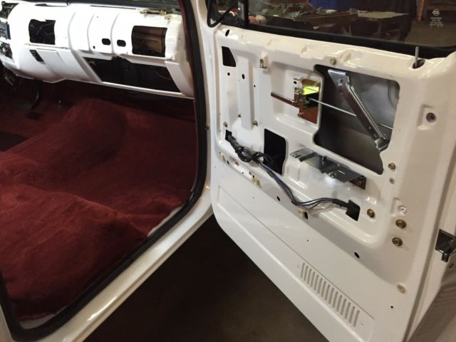 1985 GMC Sierra 2500 - photo 13