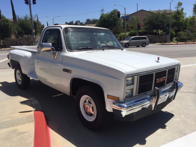 1985 GMC Sierra 2500 - photo 5