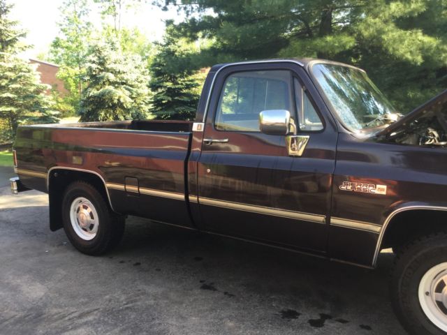1985 GMC Sierra 2500 - photo 3