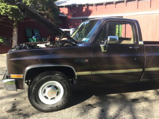 1985 GMC Sierra 2500 - photo 6