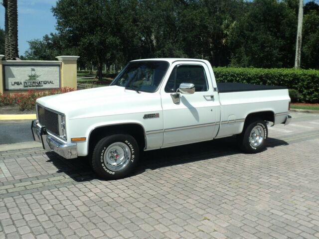 1985 GMC SIERRA SHORT BED PICKUP (LIKE NEW) 1985 GMC Sierra 1500