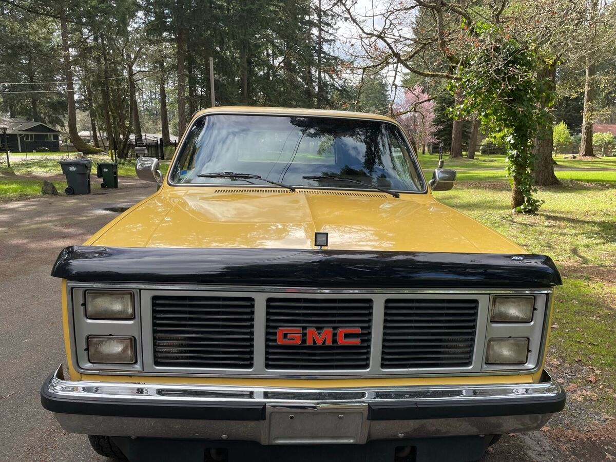 1985 GMC Suburban Sierra Classic - photo 3