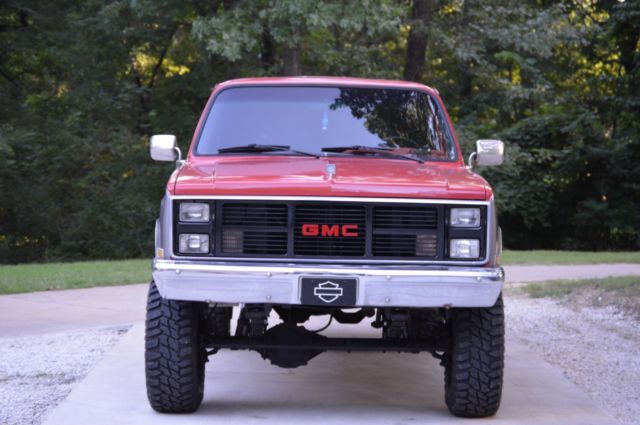 1985 GMC Suburban Suburban - photo 2