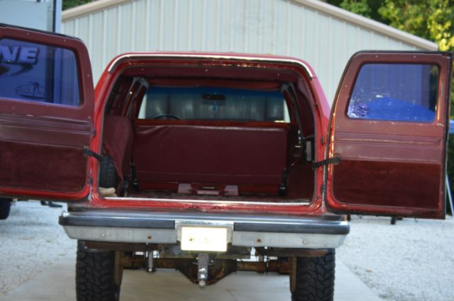 1985 GMC Suburban Suburban - photo 8