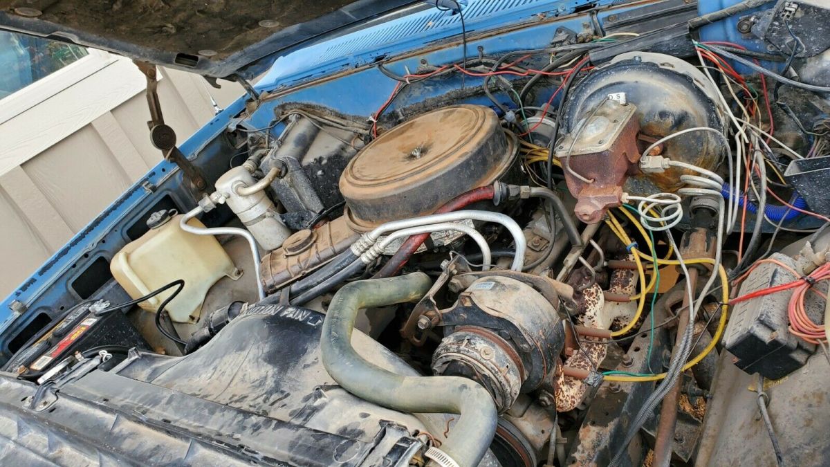 1985 GMC Suburban - photo 11