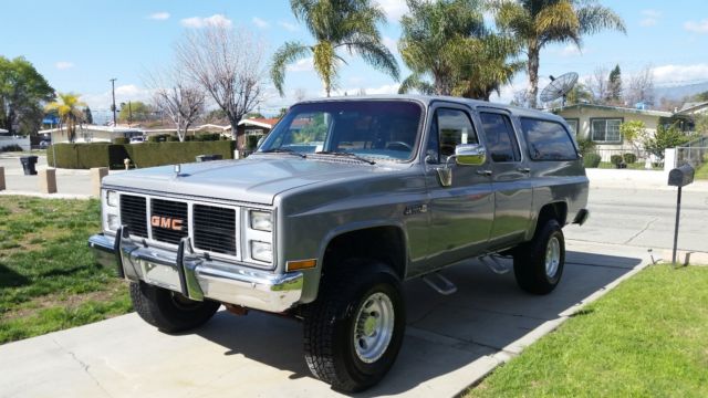1985 GMC Suburban K2500 - 4X4 - DIESEL - photo 2