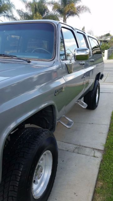 1985 GMC Suburban K2500 - 4X4 - DIESEL - photo 5