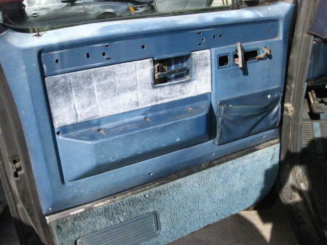1985 GMC Suburban - photo 7