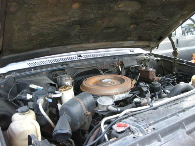 1985 GMC Suburban - photo 8