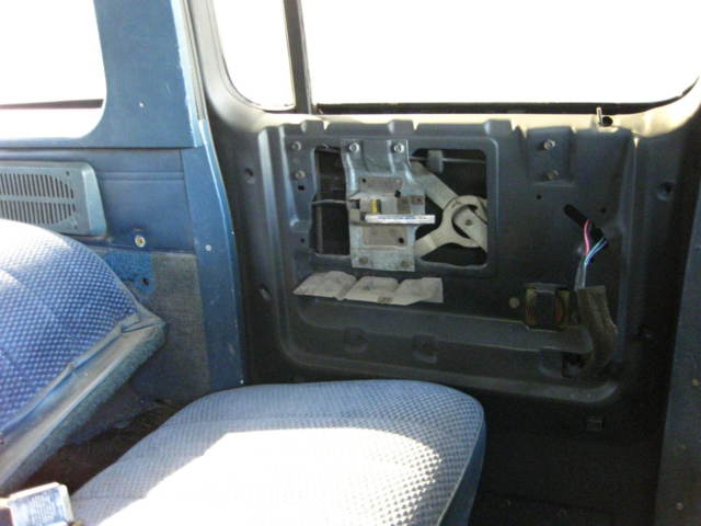 1985 GMC Suburban - photo 9
