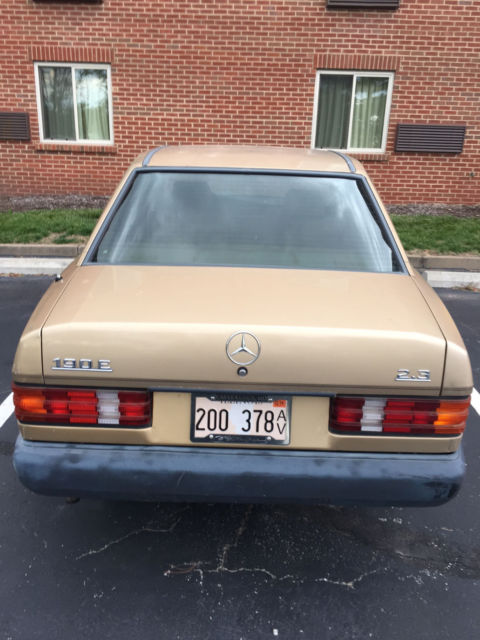 1985 Mercedes-Benz 190-Series - photo 2