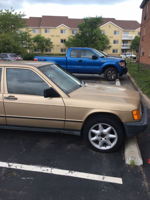 1985 Mercedes-Benz 190-Series - photo 3