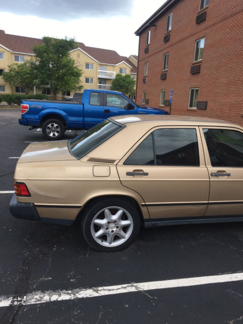 1985 Mercedes-Benz 190-Series - photo 4