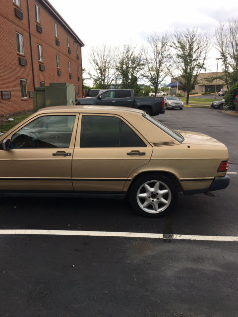 1985 Mercedes-Benz 190-Series - photo 6