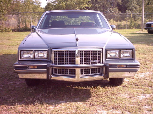1985 Pontiac Grand Prix LE