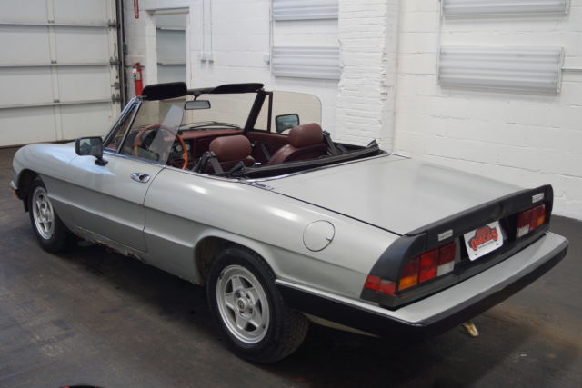 1985 Alfa Romeo Veloce 2Ltr 5 spd man - photo 10