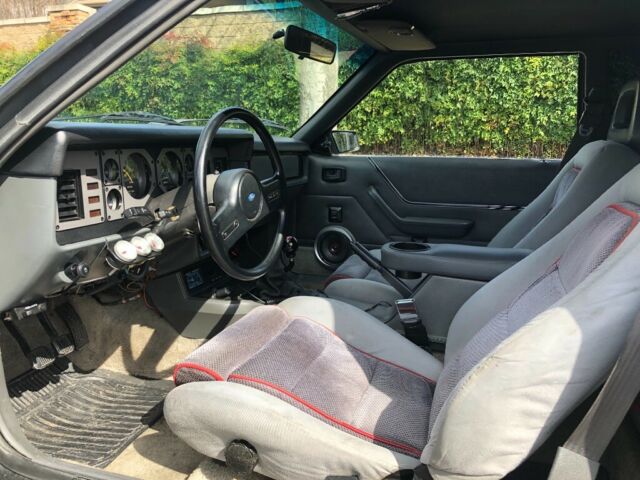 1985 Ford Mustang Gt - photo 4