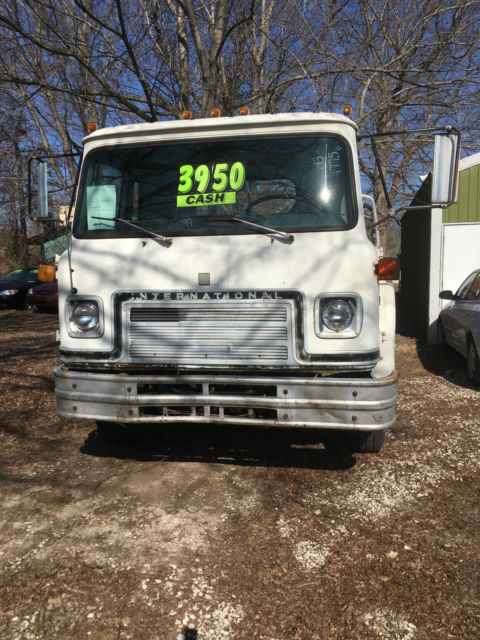 1985 International Harvester CAB CHASSIE GREY