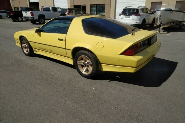 1985 Chevrolet Camaro IROC - photo 13