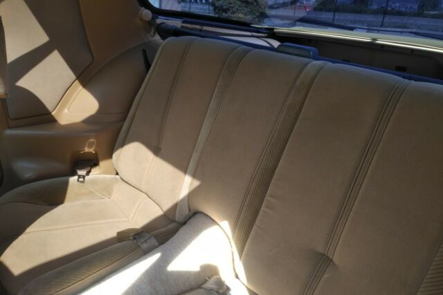 1985 Chevrolet Camaro IROC - photo 8