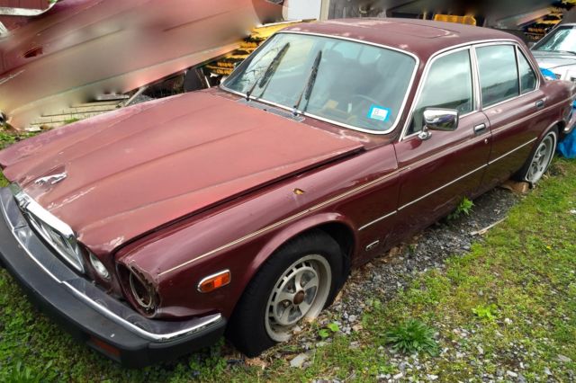 1985 jaguar SEDAN for RESTORATION or PARTS 1985 Jaguar XJ XJ6